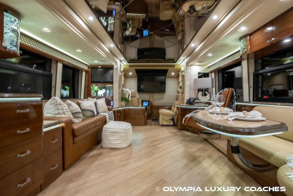 2010 Prevost Marathon XLII For Sale