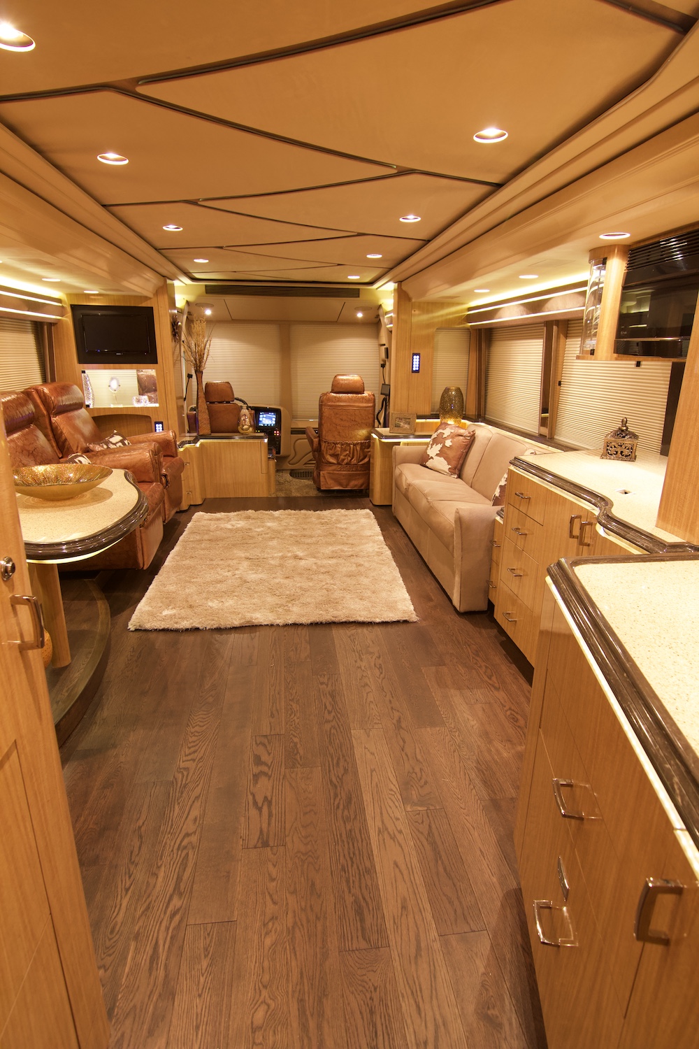 2010 Prevost Marathon XLII For Sale