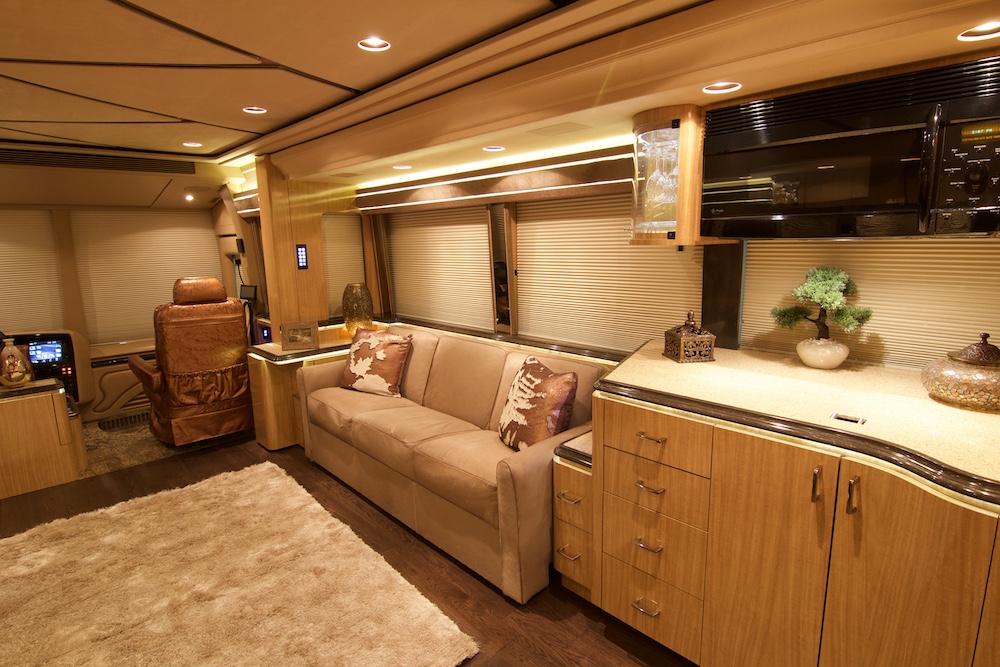 2010 Prevost Marathon XLII For Sale