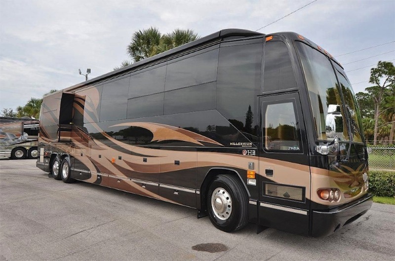 2010 Prevost Millennium H3-45 For Sale