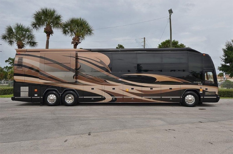 2010 Prevost Millennium H3-45 For Sale