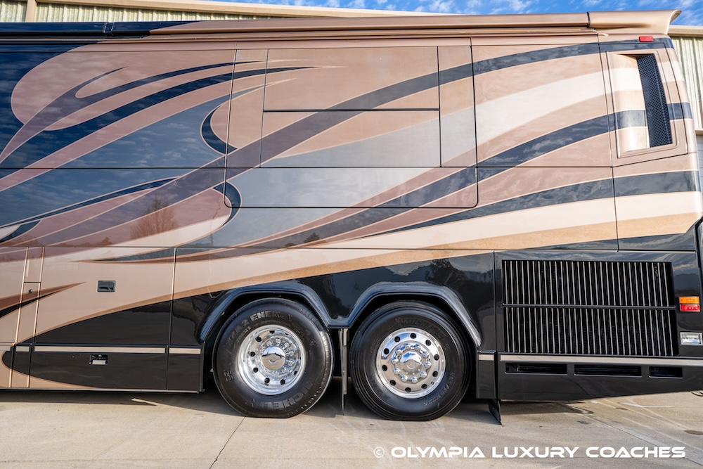 2010 Prevost Millennium H3-45 For Sale