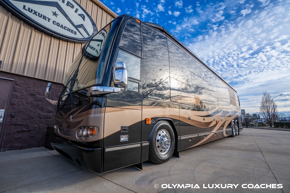 2010 Prevost Millennium H3-45 For Sale