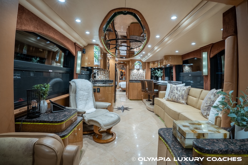2010 Prevost Millennium H3-45 For Sale