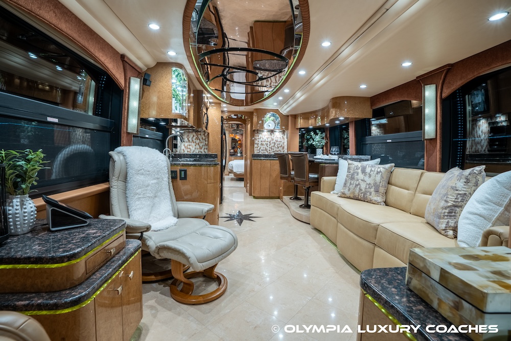2010 Prevost Millennium H3-45 For Sale