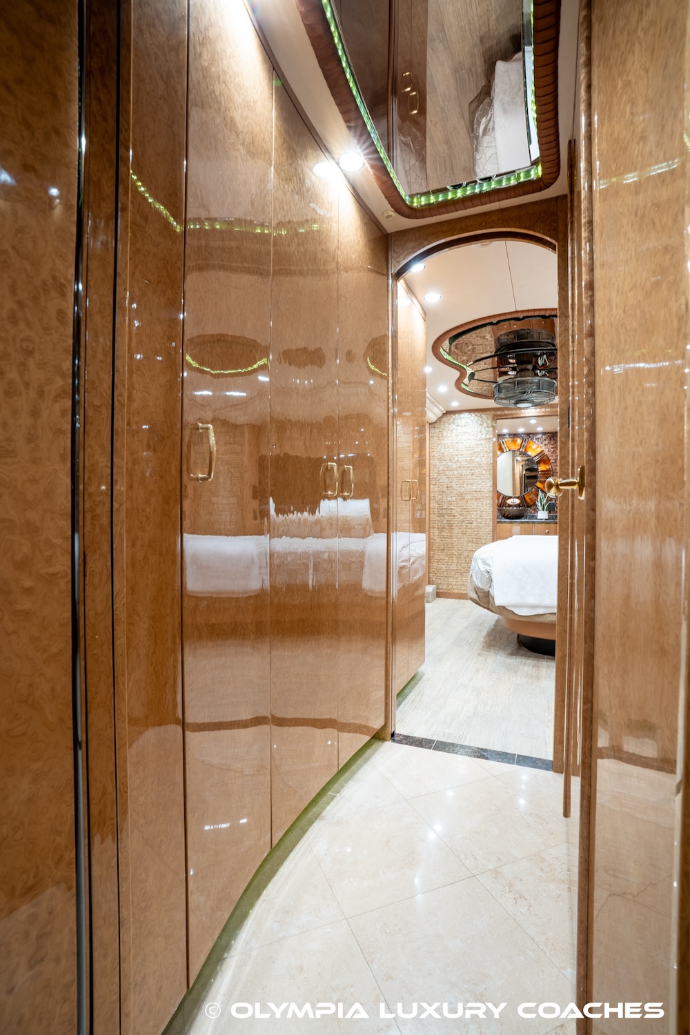 2010 Prevost Millennium H3-45 For Sale
