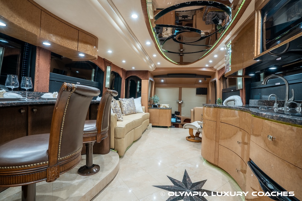 2010 Prevost Millennium H3-45 For Sale