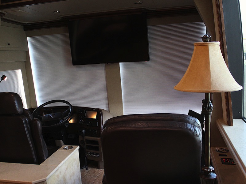 2010 Prevost Outlaw XLII For Sale