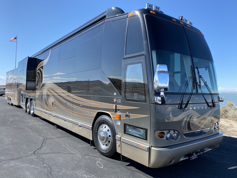 2010 Prevost Parliament H3-45 For Sale