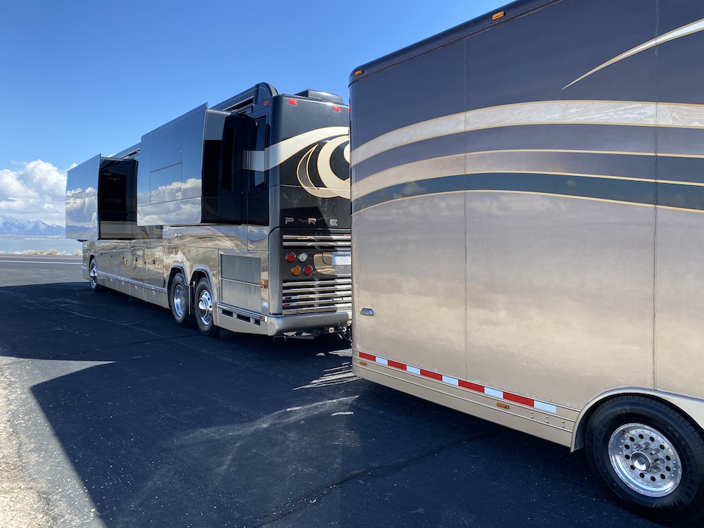 2010 Prevost Parliament H3-45 For Sale