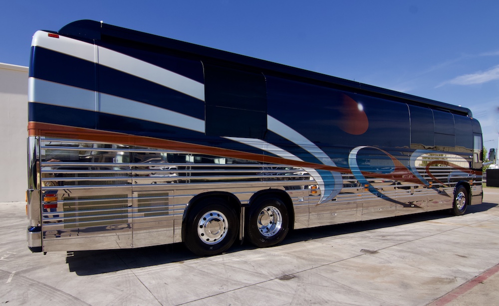 2010 Prevost Parliament XLII For Sale