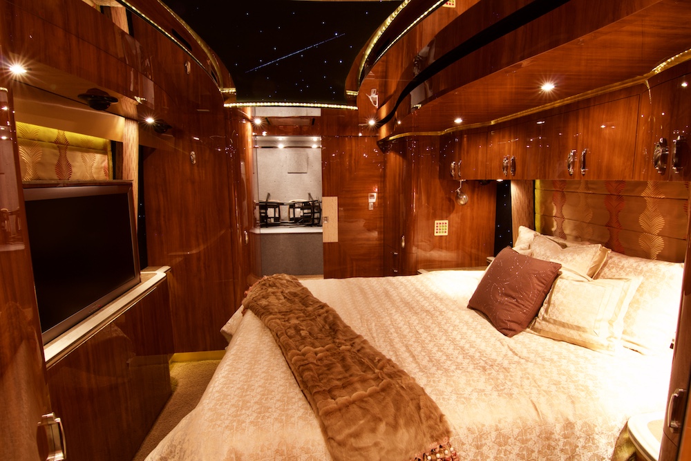 2010 Prevost Parliament XLII For Sale