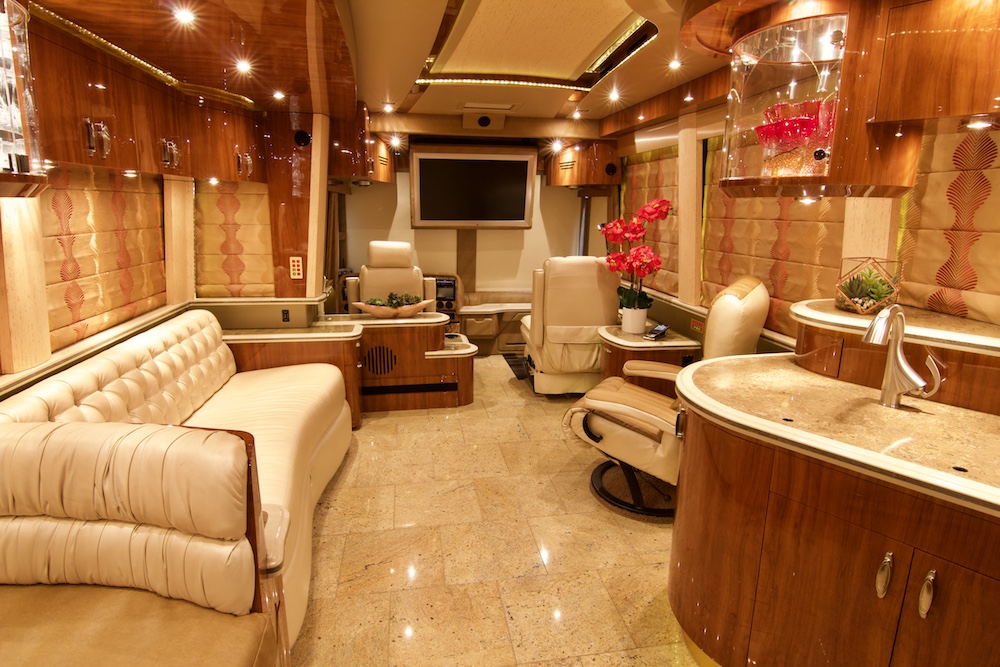 2010 Prevost Parliament XLII For Sale