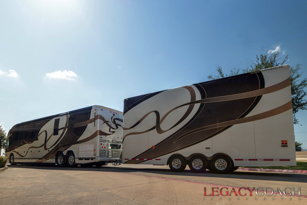 2011 Prevost Featherlite H3-45 For Sale