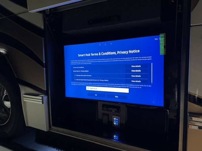2011 Prevost Featherlite H3-45 For Sale