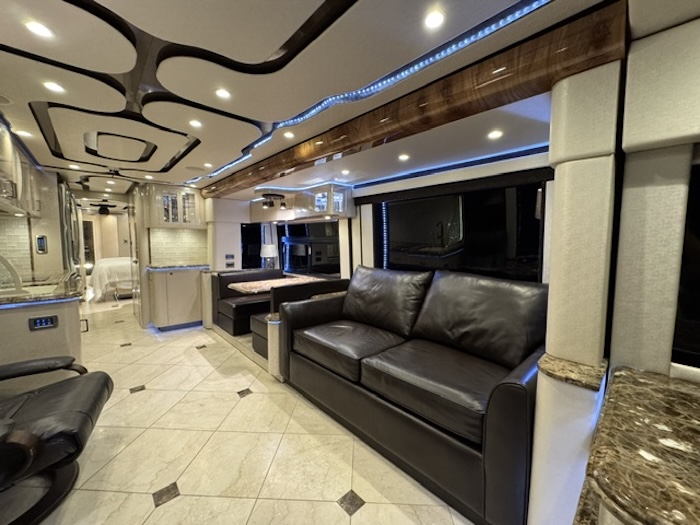 2011 Prevost Featherlite H3-45 For Sale