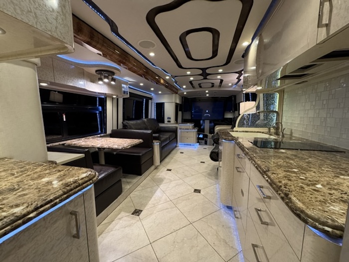 2011 Prevost Featherlite H3-45 For Sale