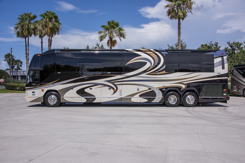 2011 Prevost Liberty H3-45 For Sale