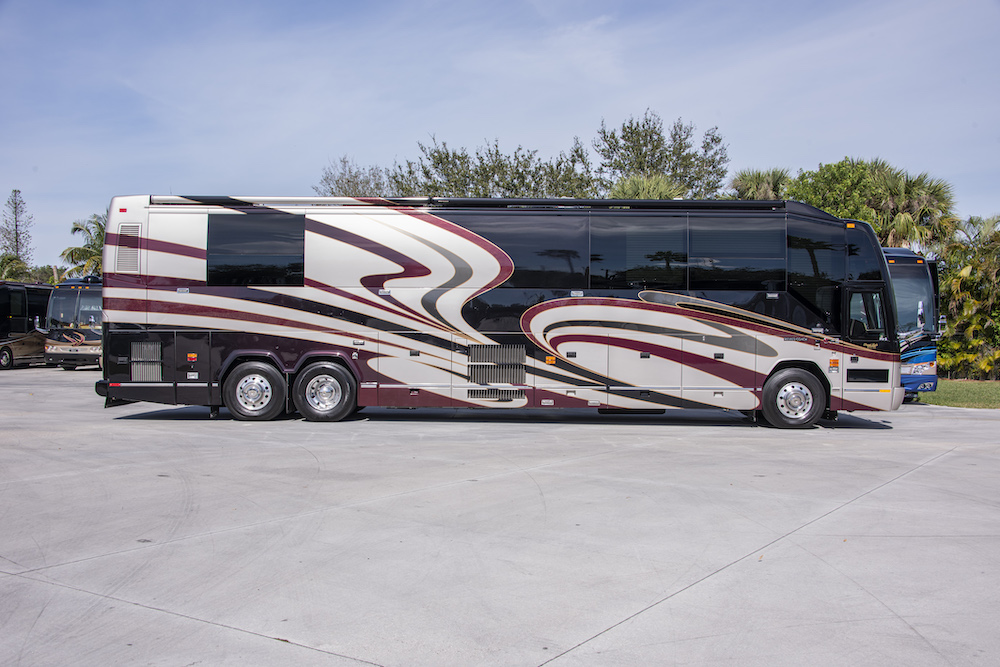 2011 Prevost Liberty H3-45 For Sale