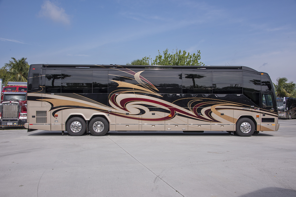 2011 Prevost Liberty H3-45 For Sale