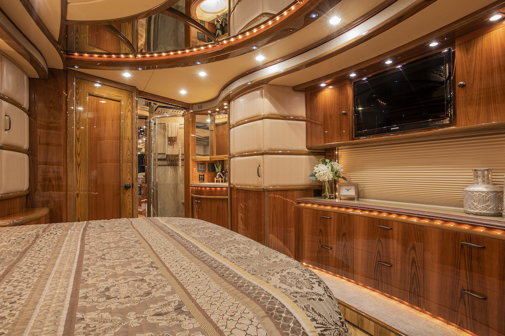 2011 Prevost Liberty H3-45 For Sale