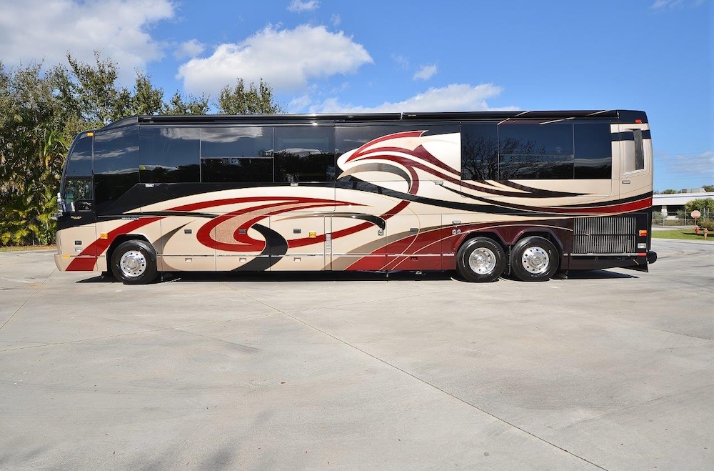 2011 Prevost Liberty H3-45 For Sale