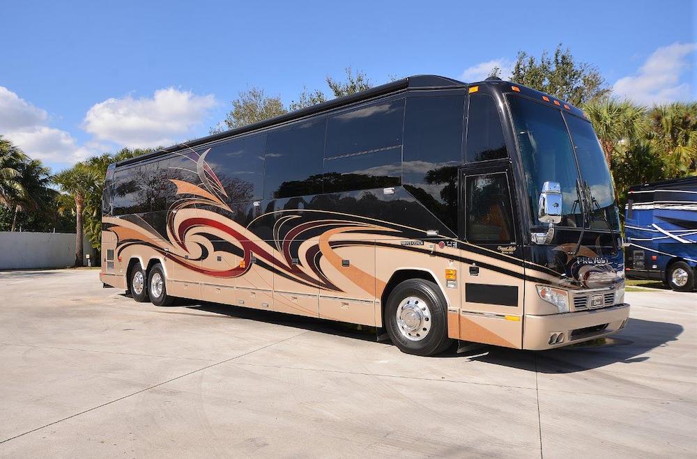 2011  Prevost Liberty H3-45 For Sale