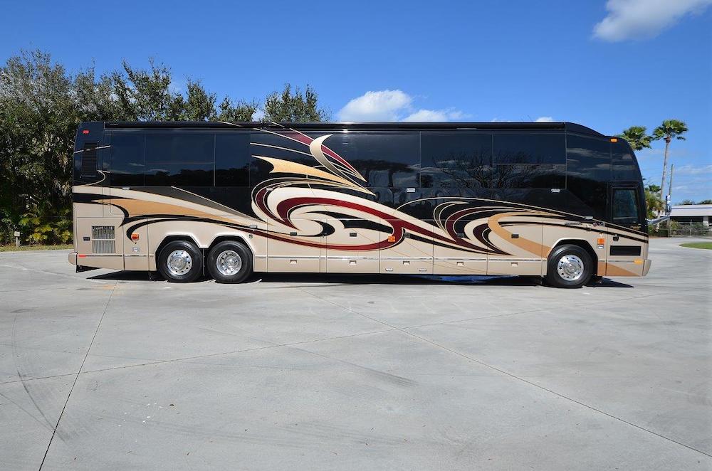 2011  Prevost Liberty H3-45 For Sale