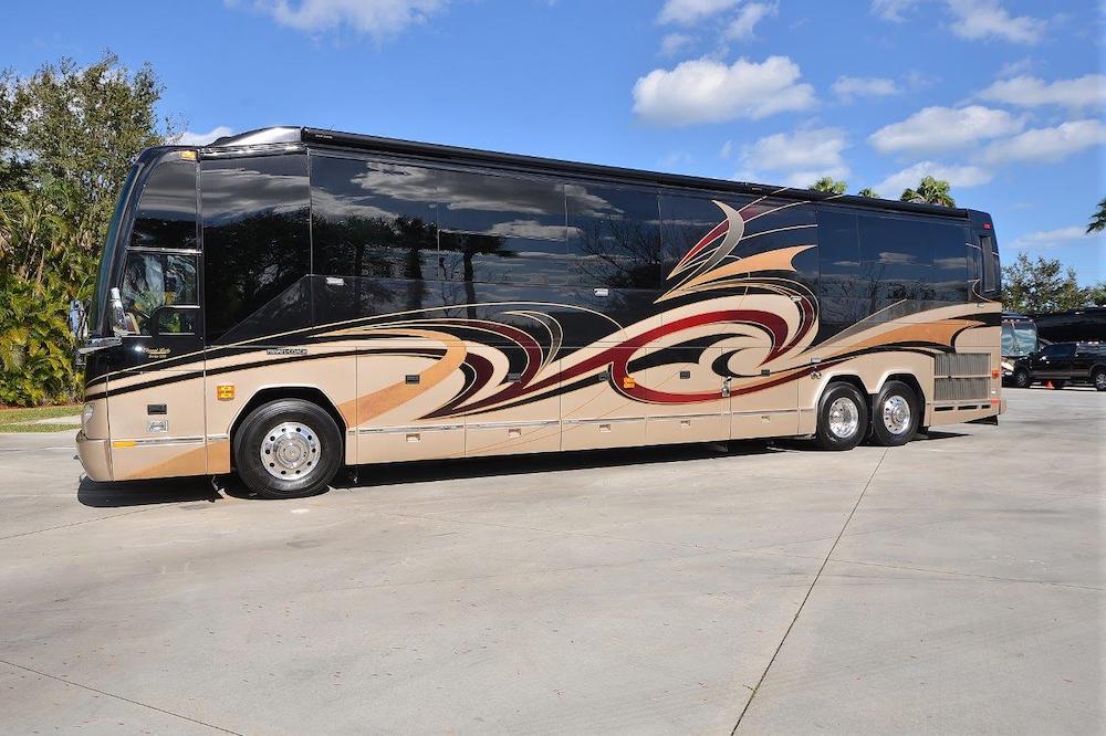 2011  Prevost Liberty H3-45 For Sale