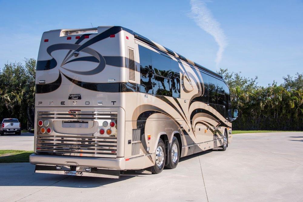 2011 Prevost Liberty H3-45 For Sale