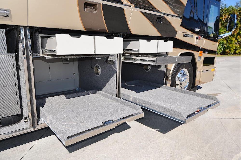 2011 Prevost Liberty H3-45 For Sale