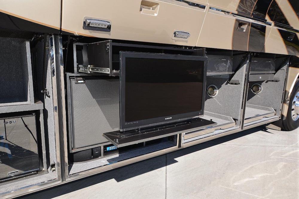 2011 Prevost Liberty H3-45 For Sale