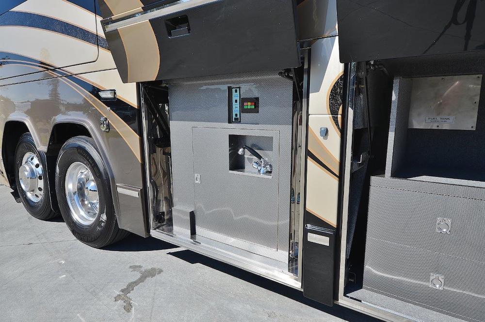 2011 Prevost Liberty H3-45 For Sale