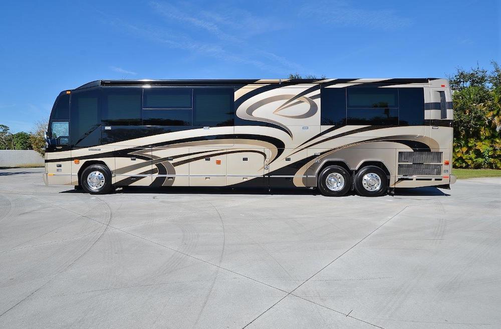 2011 Prevost Liberty H3-45 For Sale