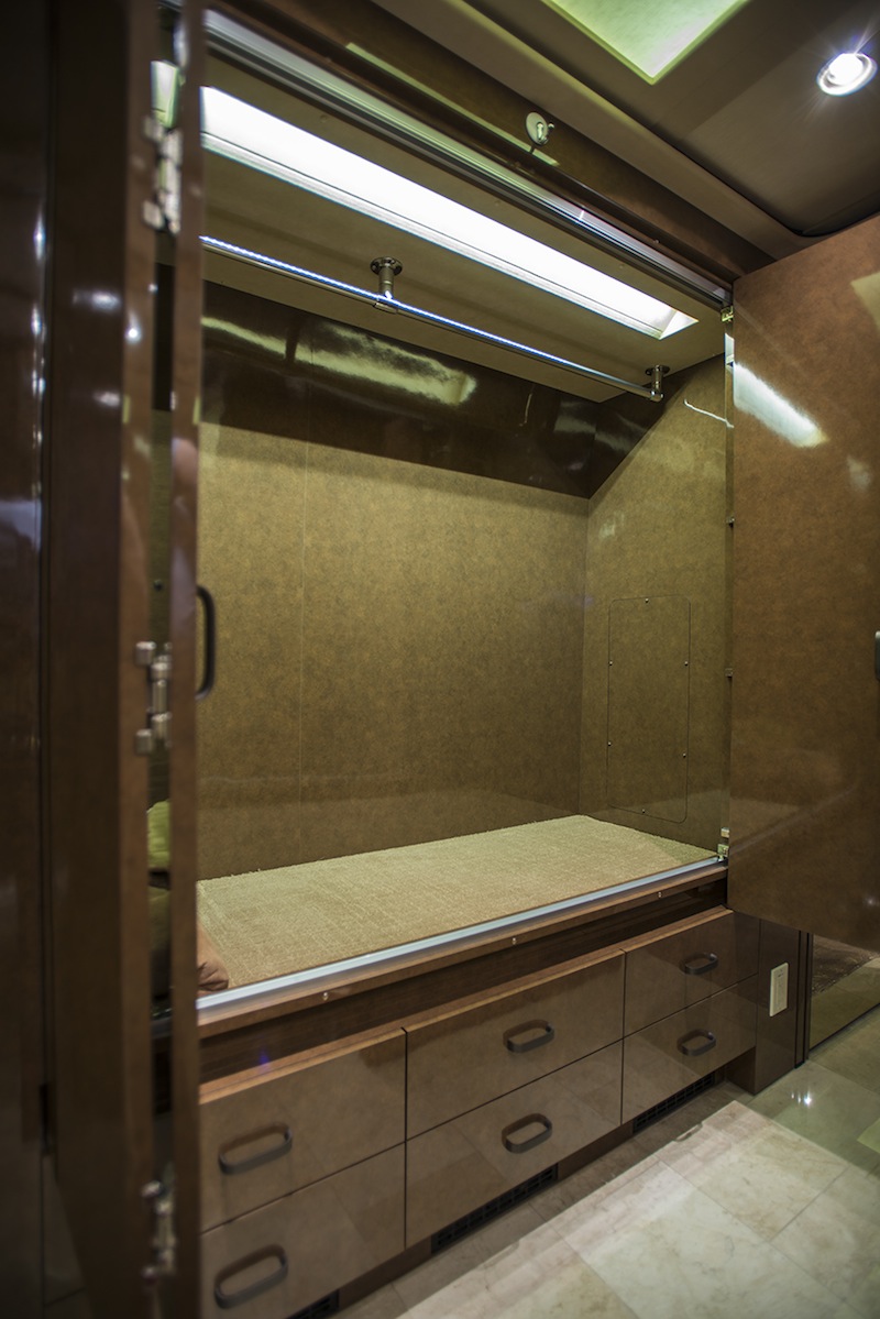 2011 Prevost Marathon XLII For Sale
