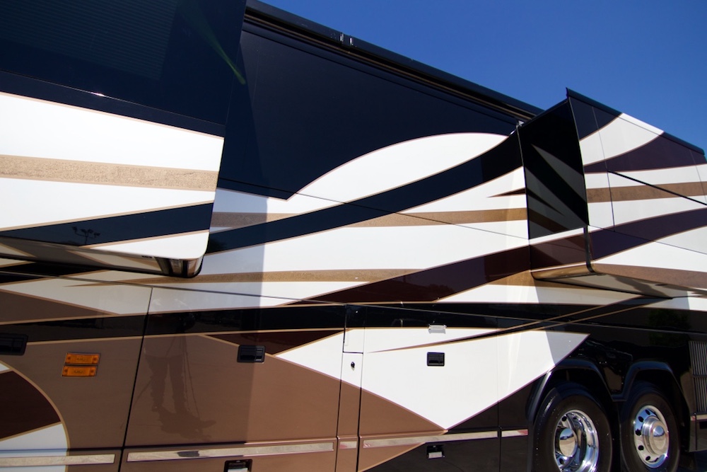 2011 Prevost Millennium H3-45 For Sale