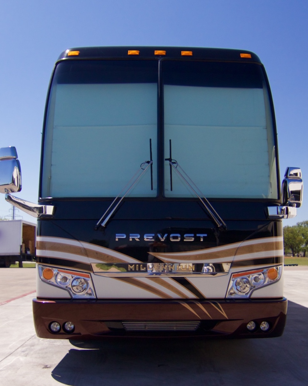 2011 Prevost Millennium H3-45 For Sale