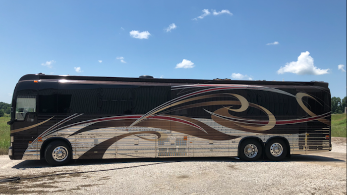 2012 Prevost Country Coach XLII For Sale