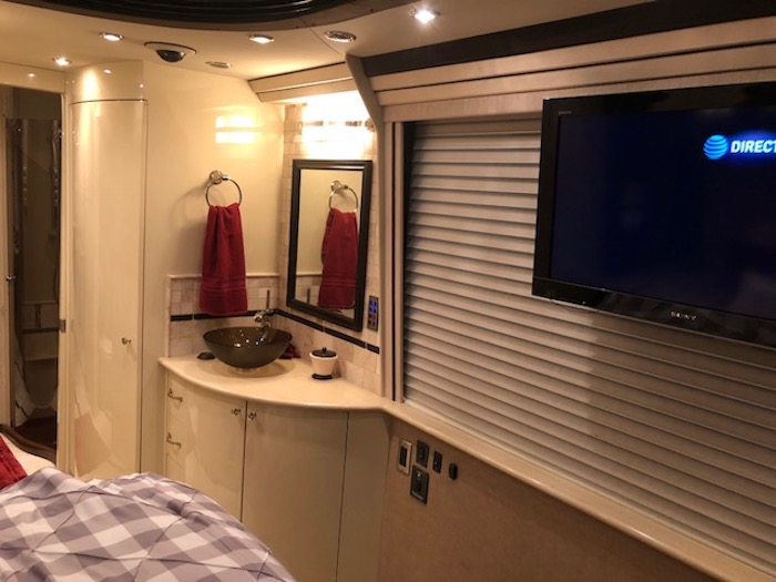 2012 Prevost Country Coach XLII For Sale