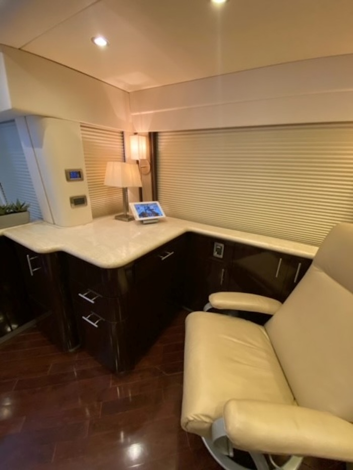 2012 Prevost Featherlite H3-45 For Sale