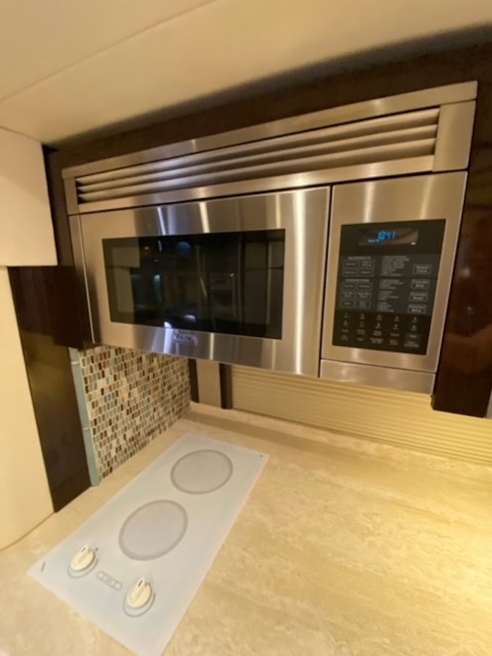 2012 Prevost Featherlite H3-45 For Sale
