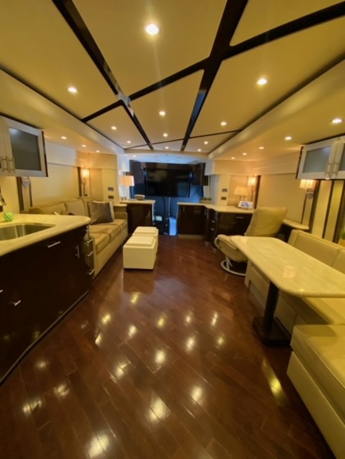 2012 Prevost Featherlite H3-45 For Sale