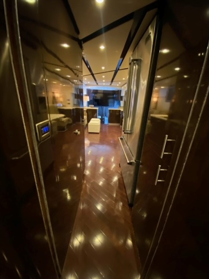 2012 Prevost Featherlite H3-45 For Sale