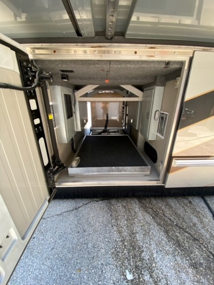 2012 Prevost Featherlite H3-45 For Sale