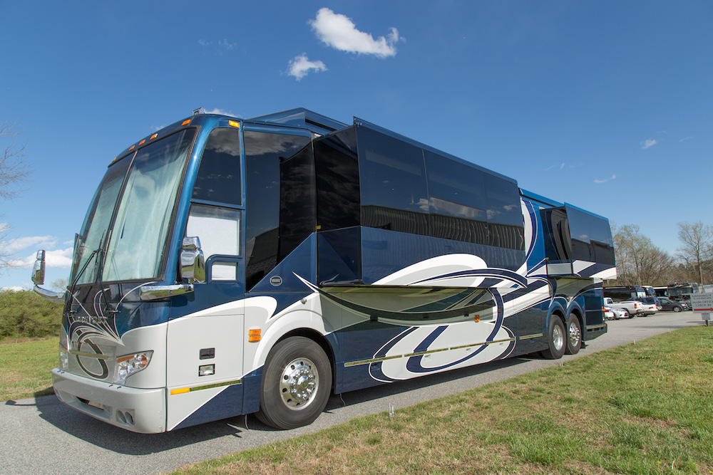 2012 Prevost Legacy H3-45 For Sale