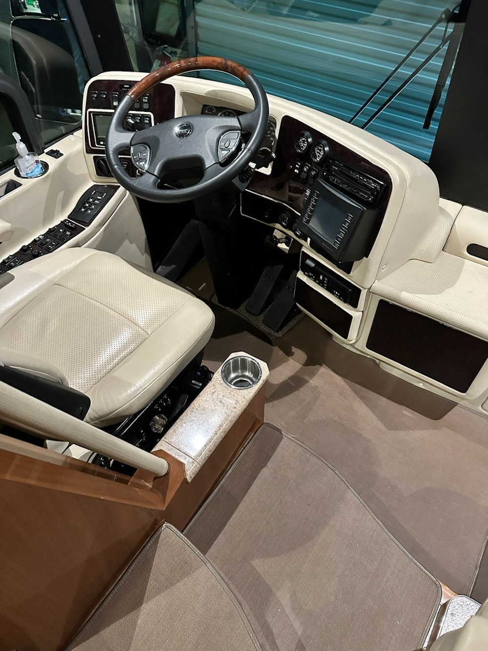2012 Prevost Liberty H3-45 For Sale