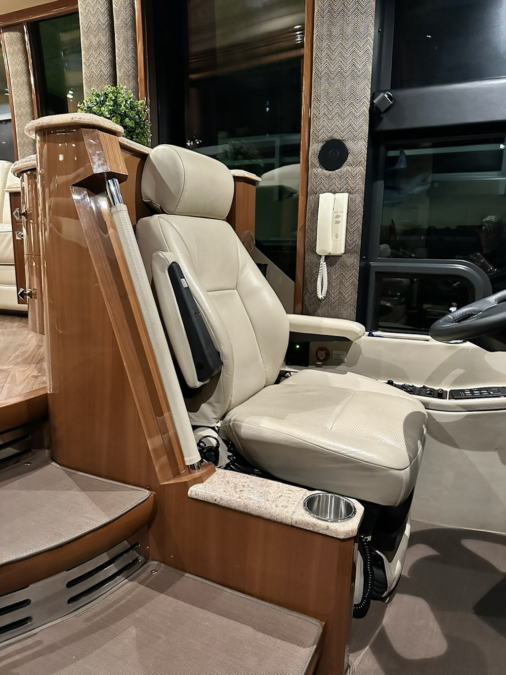 2012 Prevost Liberty H3-45 For Sale