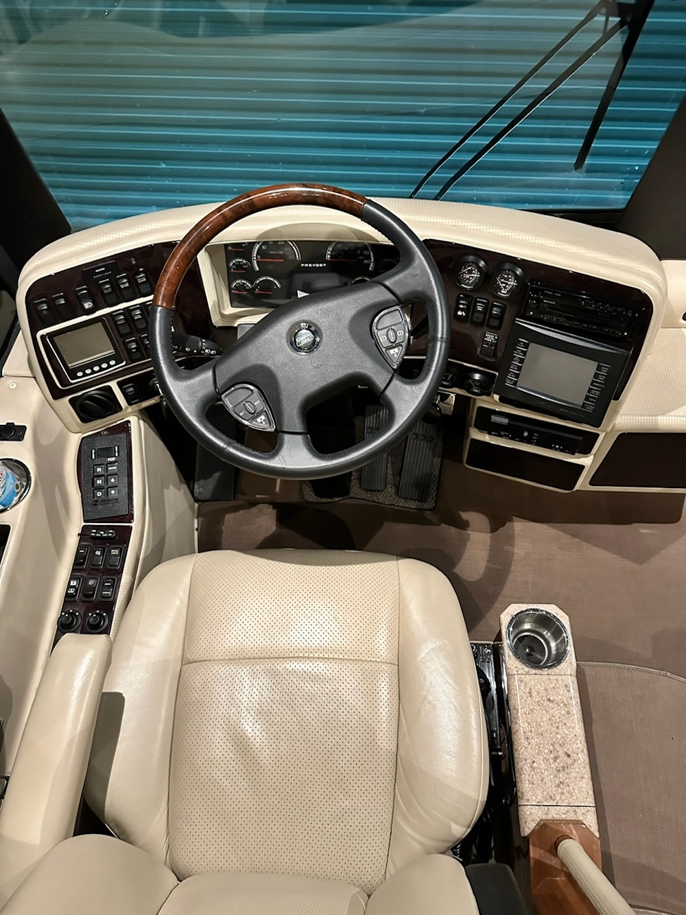 2012 Prevost Liberty H3-45 For Sale