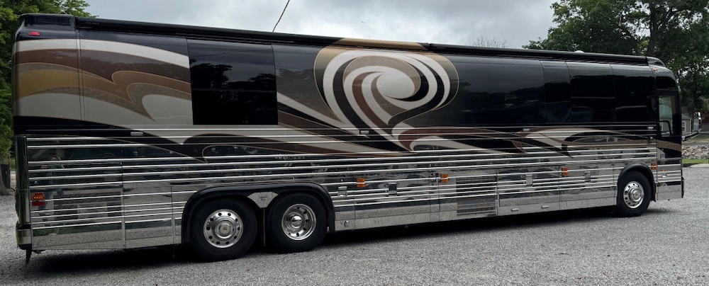 2012 Prevost Liberty XLII For Sale
