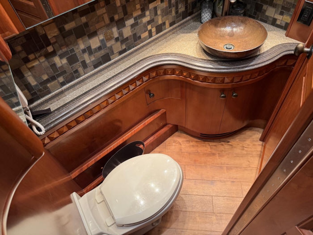 2012 Prevost Liberty XLII For Sale